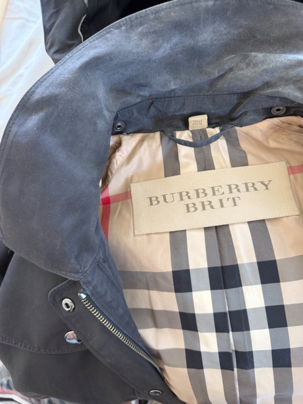 Burberry Trench Coat - Picture 4 of 11
